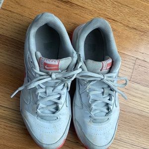 Nike Tennis court lite 2